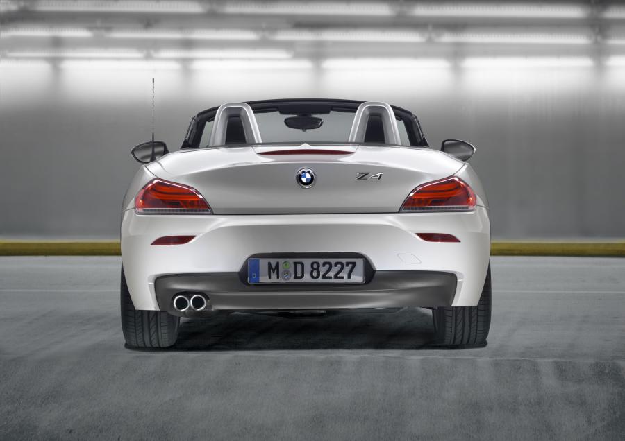  BMW Z4 sDrive 3.5is Roadster 2009 года  (фото 27 из 31)